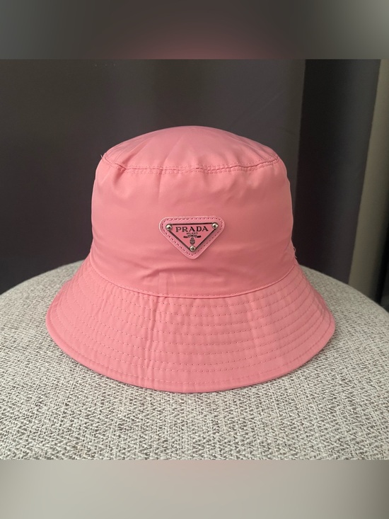 Prada Accessories - Prada Pink Re-Nylon Bucket Hat with Logo Plaque size Medium